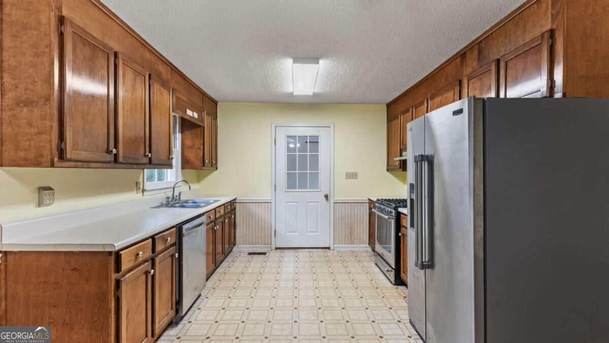 47 Gentry Court Property Photo 6