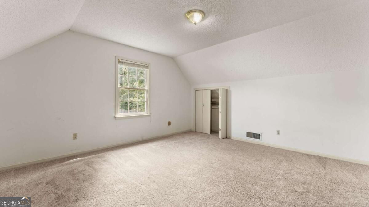 47 Gentry Court Property Photo 15