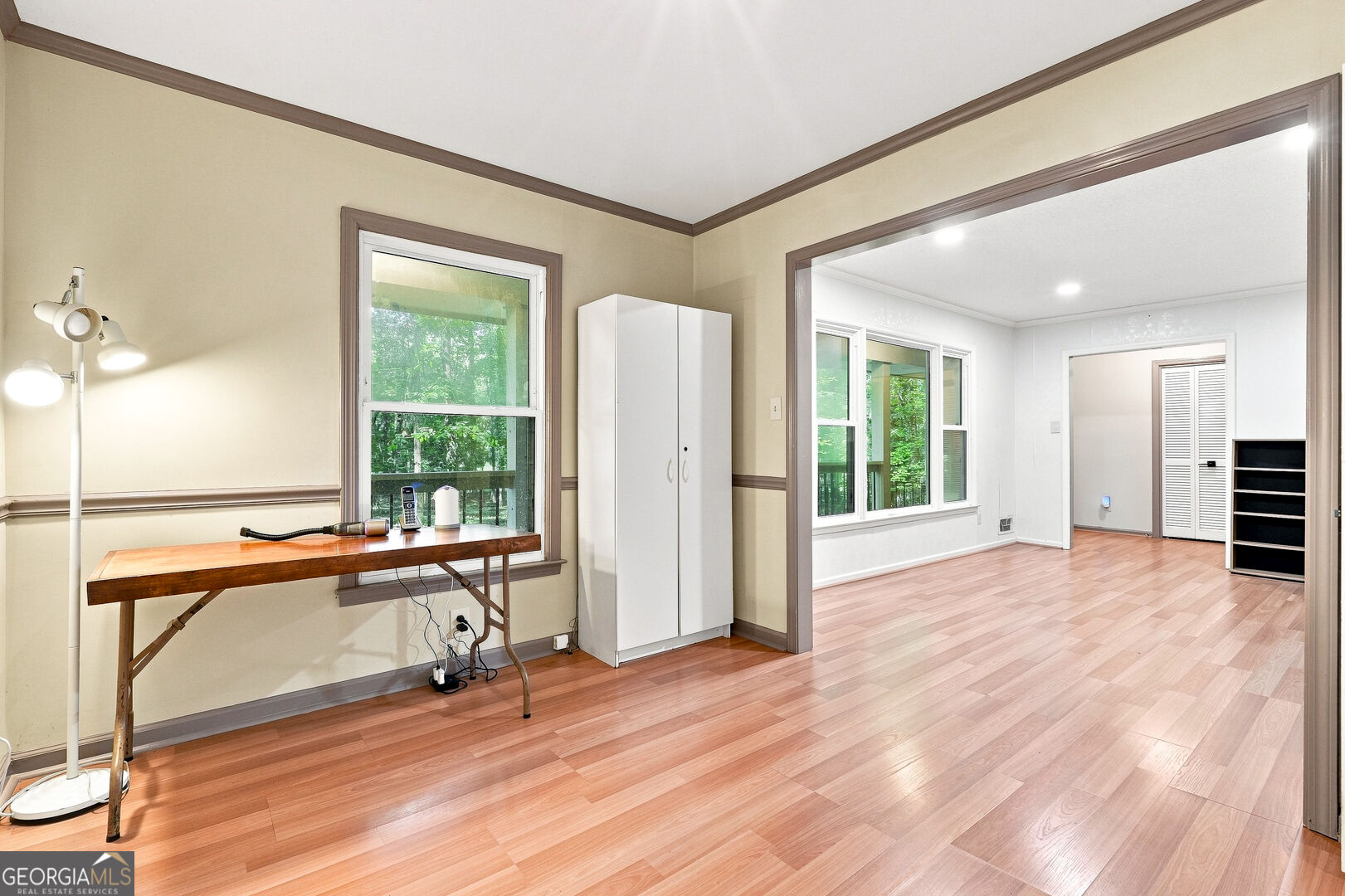 1050 Skyline Drive Property Photo 8