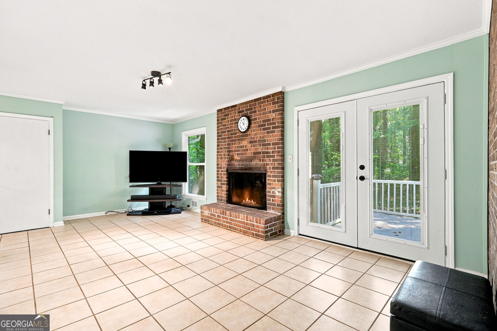 1050 Skyline Drive Property Photo 25