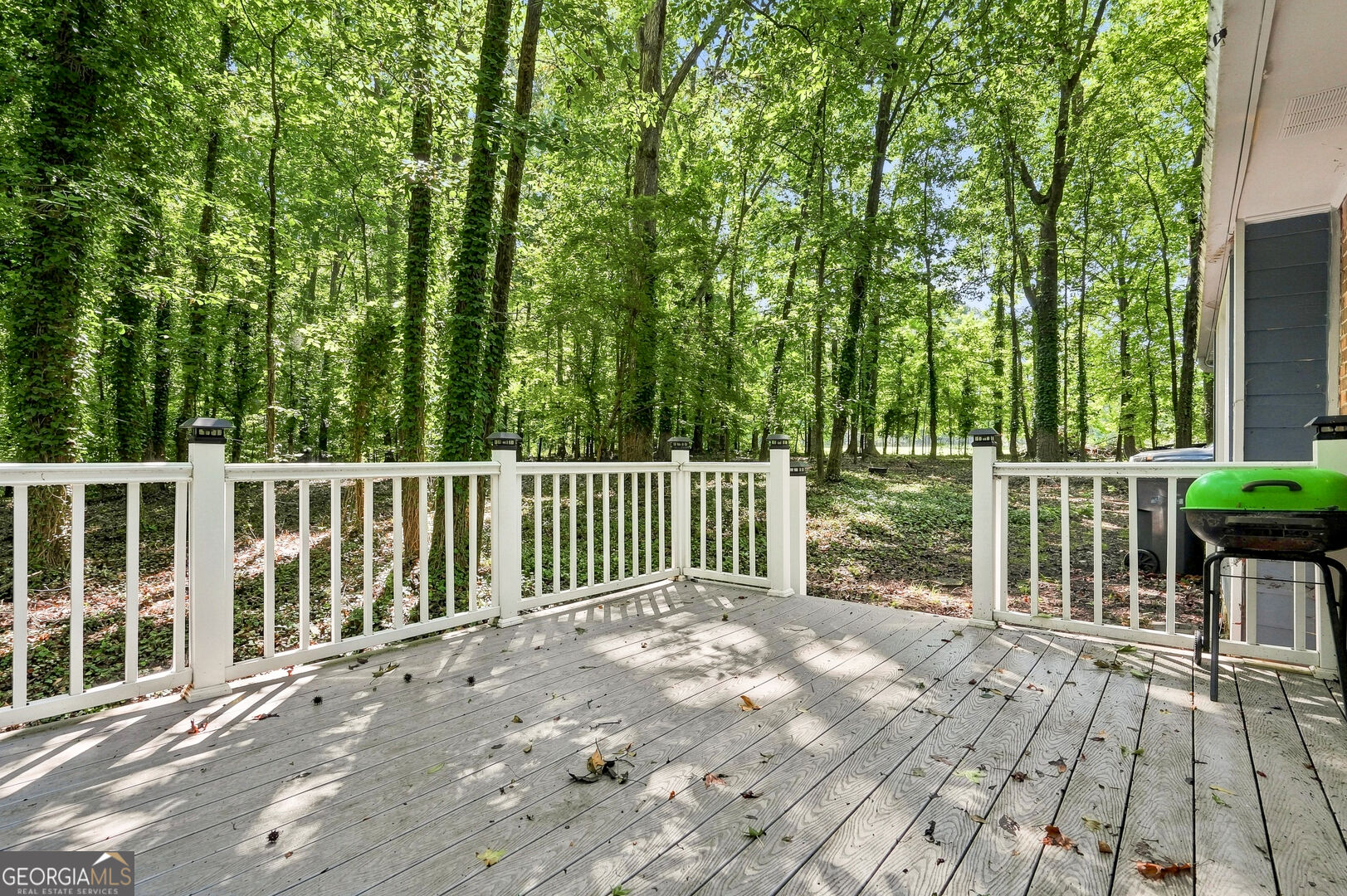 1050 Skyline Drive Property Photo 27