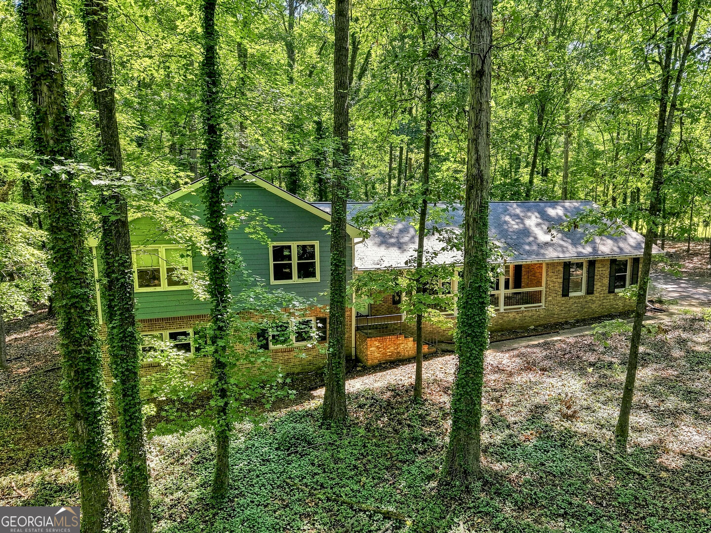 1050 Skyline Drive Property Photo 31