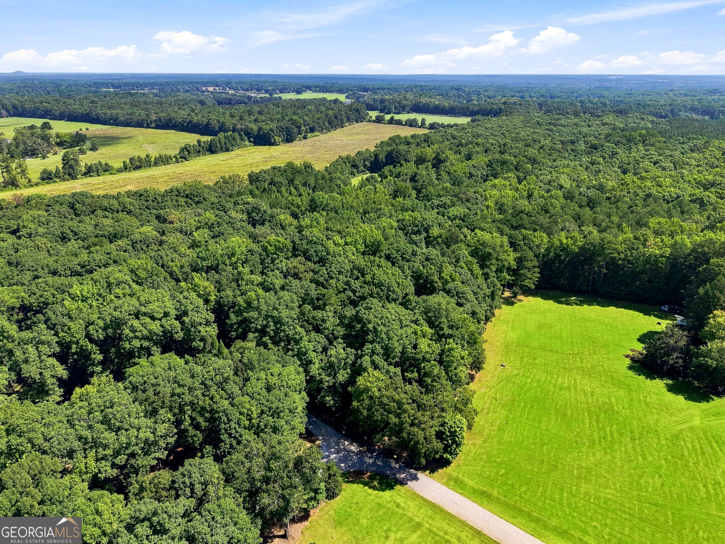 1050 Skyline Drive Property Photo 32