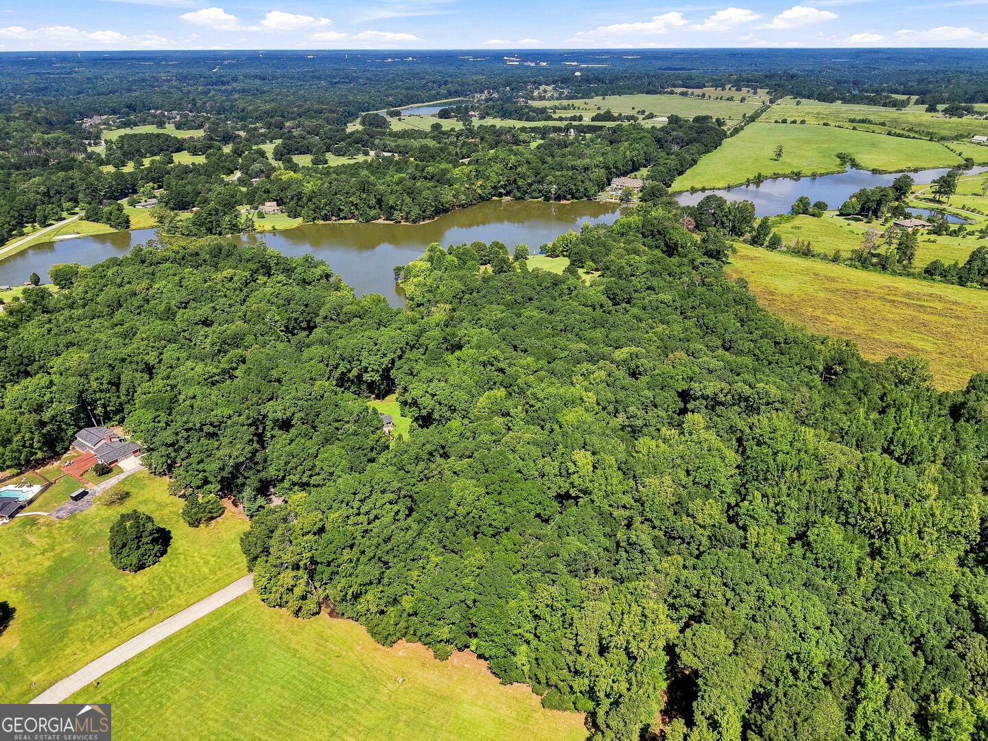 1050 Skyline Drive Property Photo 33