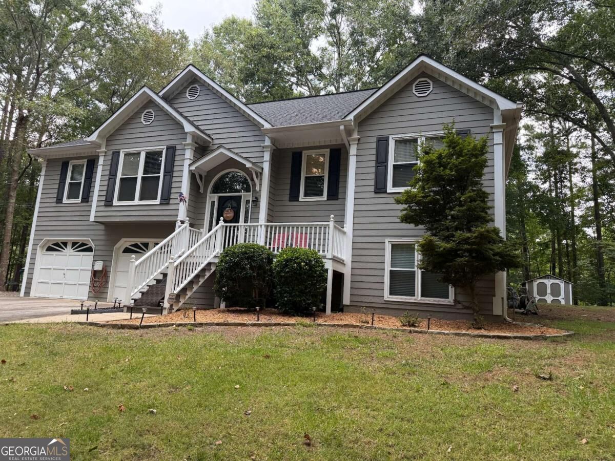 368 N Victoria Road Property Photo 2
