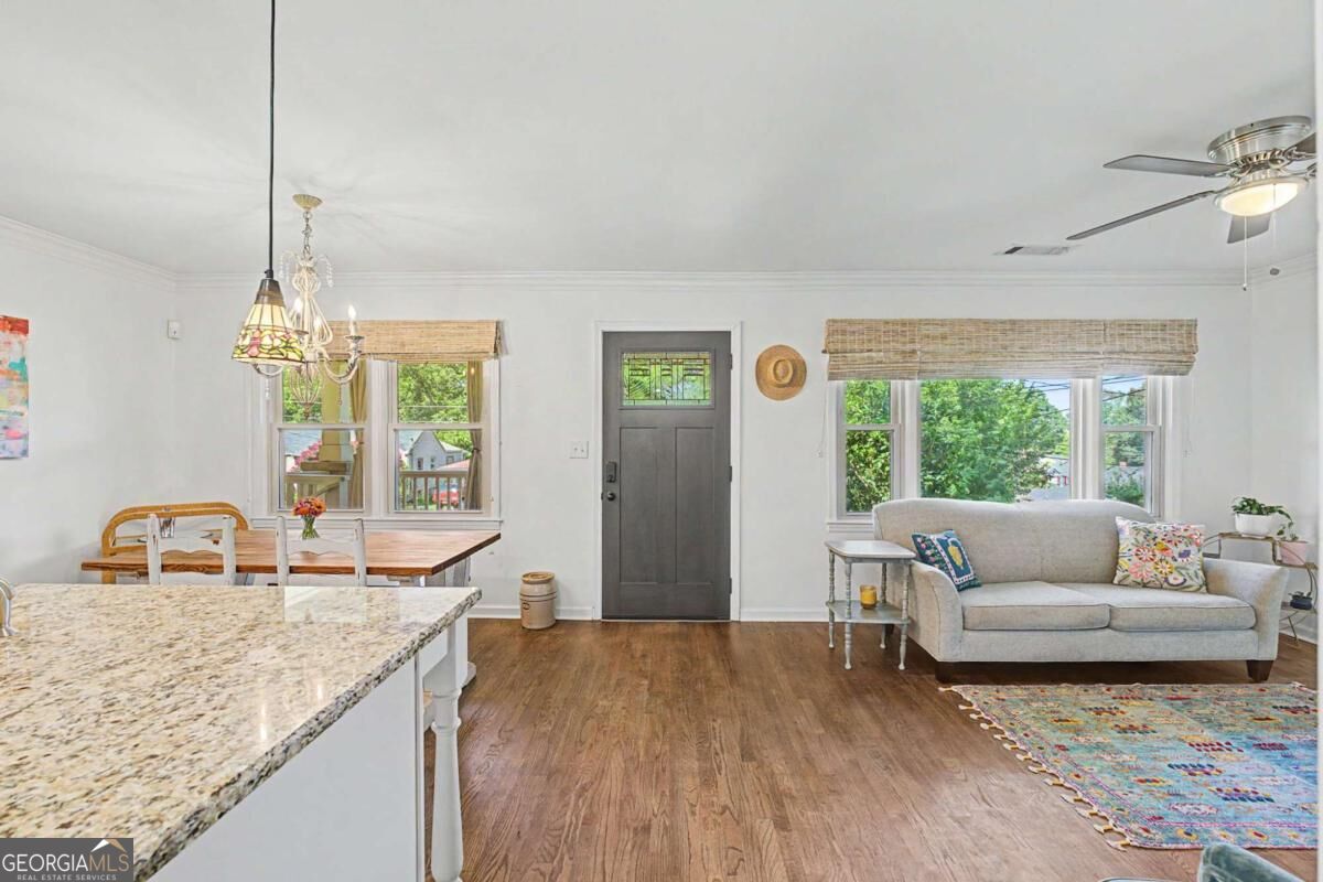 43 Aberdeen Street Ne Property Photo 8