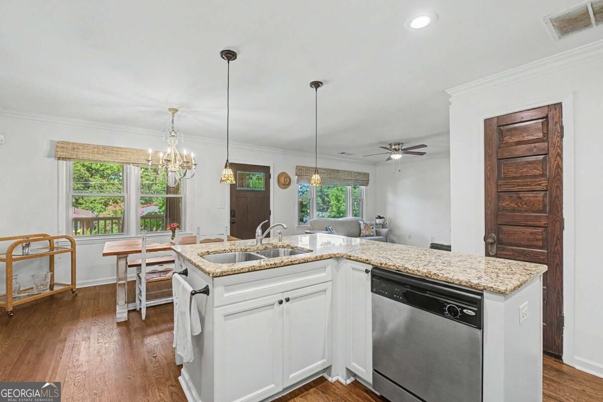 43 Aberdeen Street Ne Property Photo 19