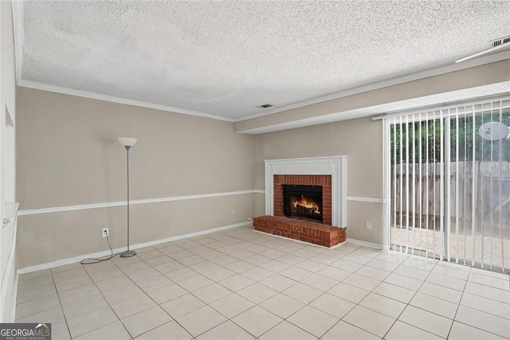 8547 Jamestown Way Property Photo 2