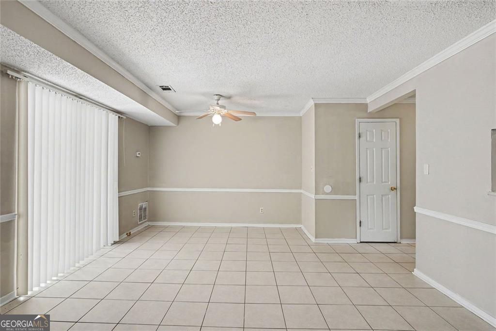 8547 Jamestown Way Property Photo 5