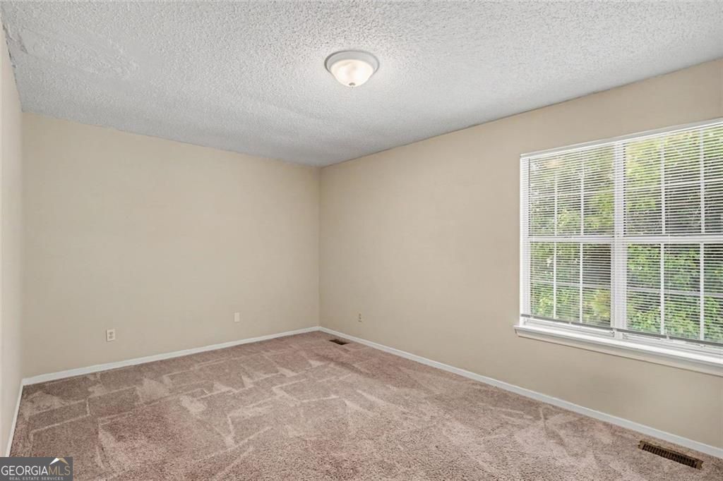 8547 Jamestown Way Property Photo 13