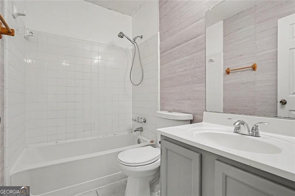 8547 Jamestown Way Property Photo 16