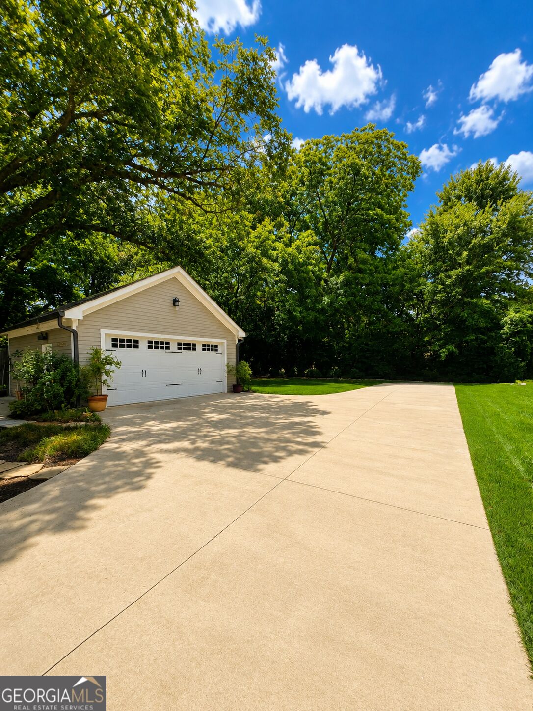 5118 Floyd Street Ne Property Photo 5