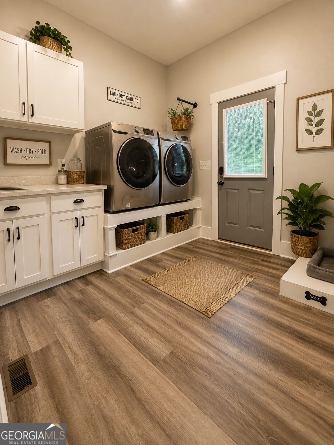 5118 Floyd Street Ne Property Photo 14