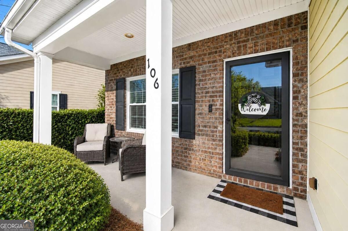 106 Danbury Court Property Photo 2