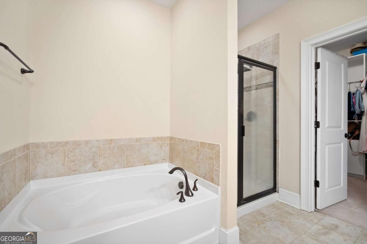 106 Danbury Court Property Photo 14