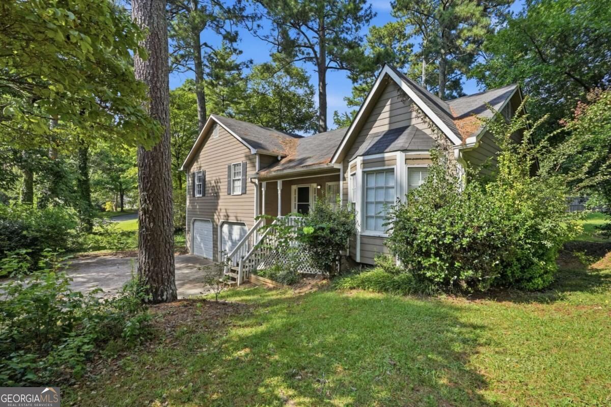1948 Winding Creek Lane Sw Property Photo 2