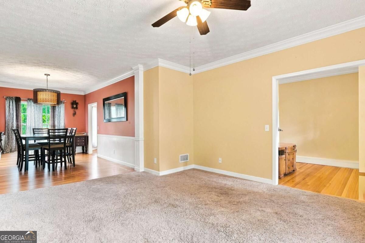 707 Bedford Trace Property Photo 11