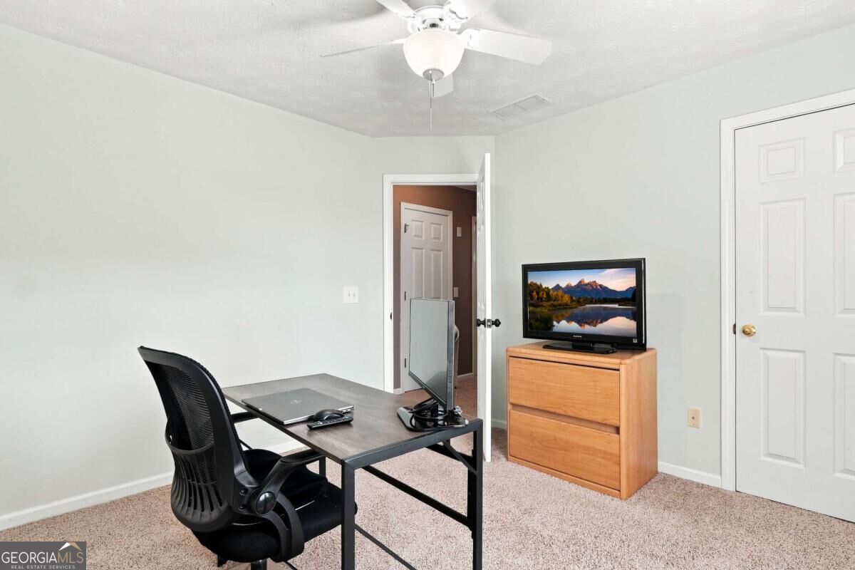 707 Bedford Trace Property Photo 25