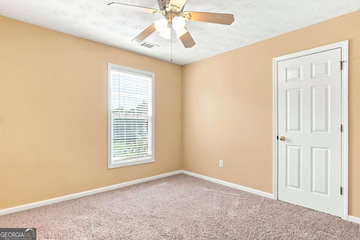 707 Bedford Trace Property Photo 26