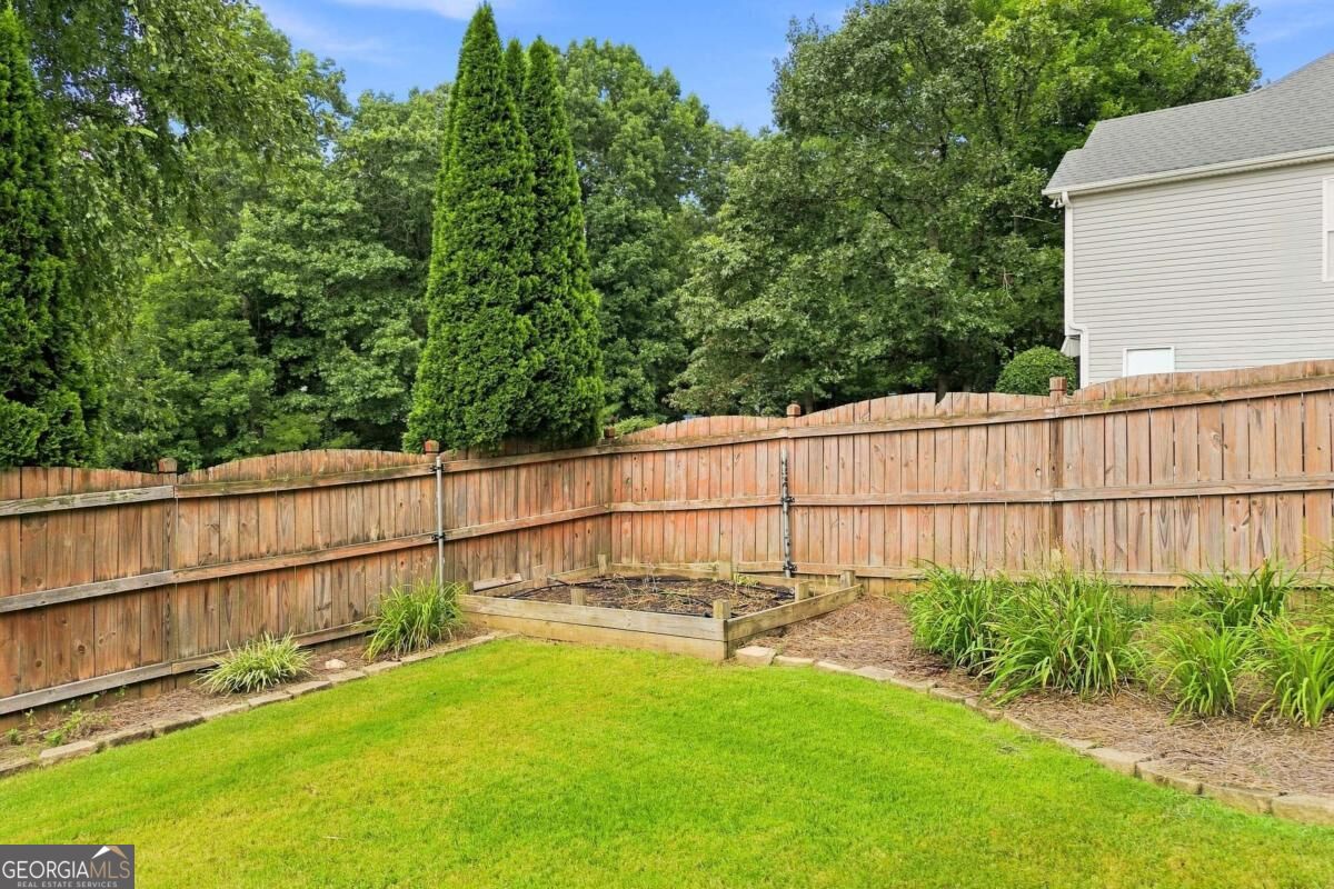 707 Bedford Trace Property Photo 34
