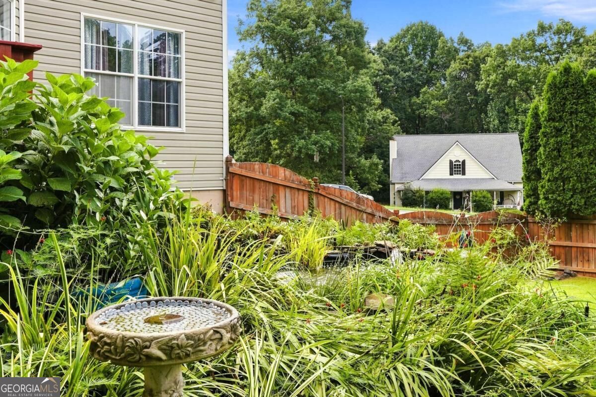 707 Bedford Trace Property Photo 45
