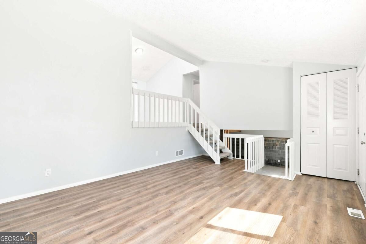 2078 Kimber Trail Property Photo 6