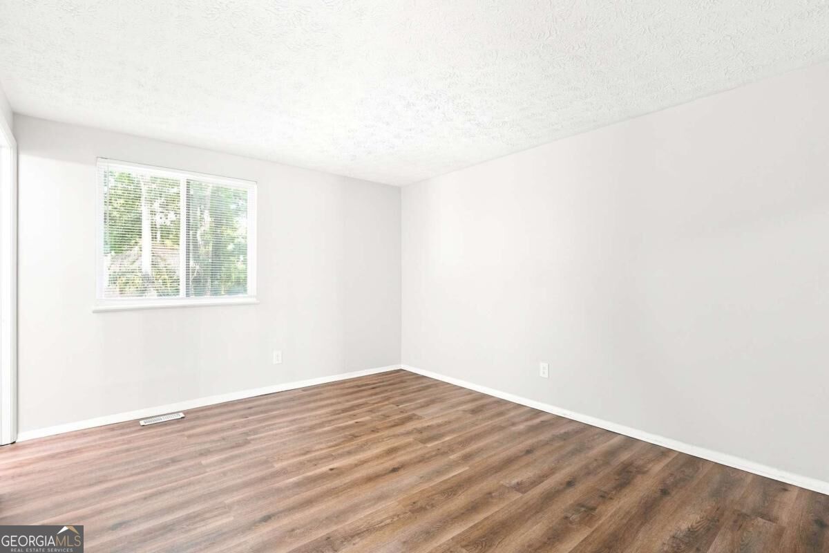 2078 Kimber Trail Property Photo 11