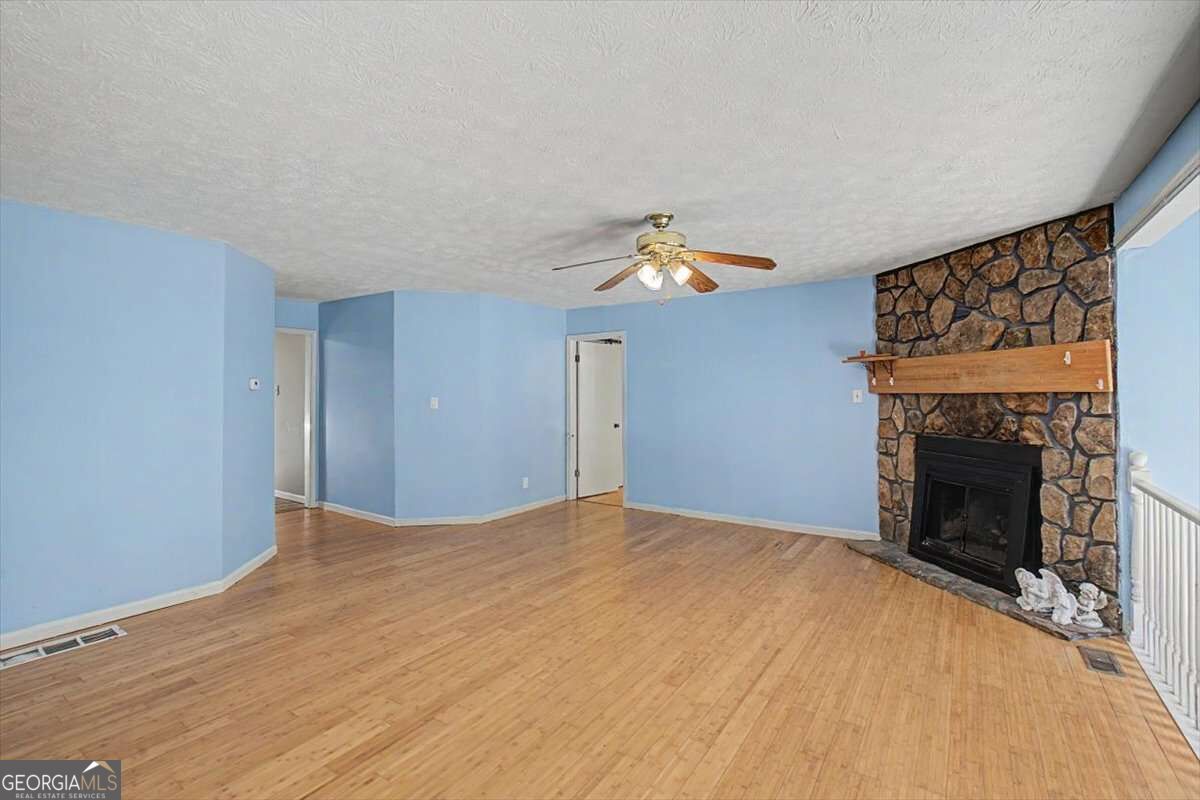 2276 Mohawk Trail Property Photo 8