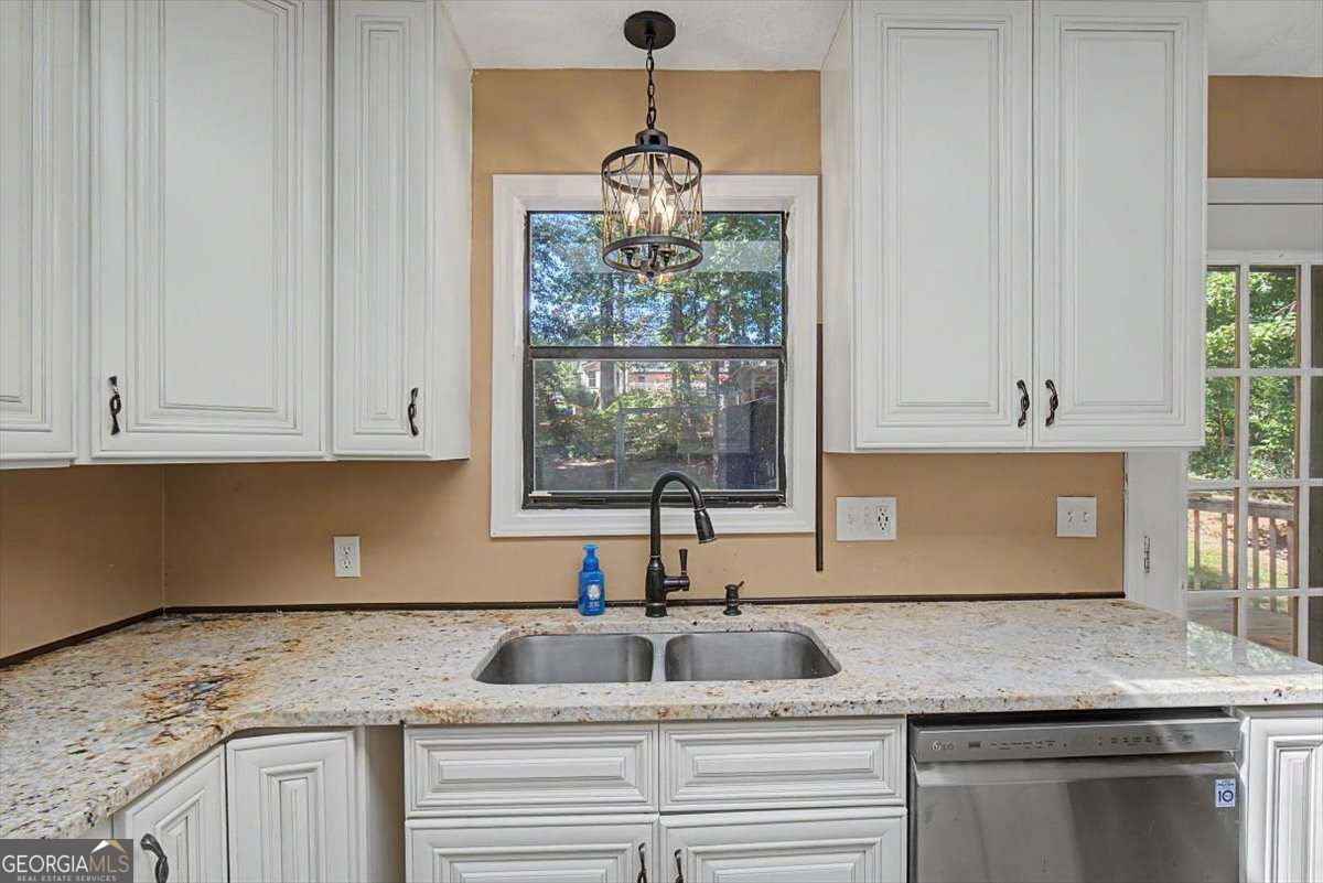 2276 Mohawk Trail Property Photo 15