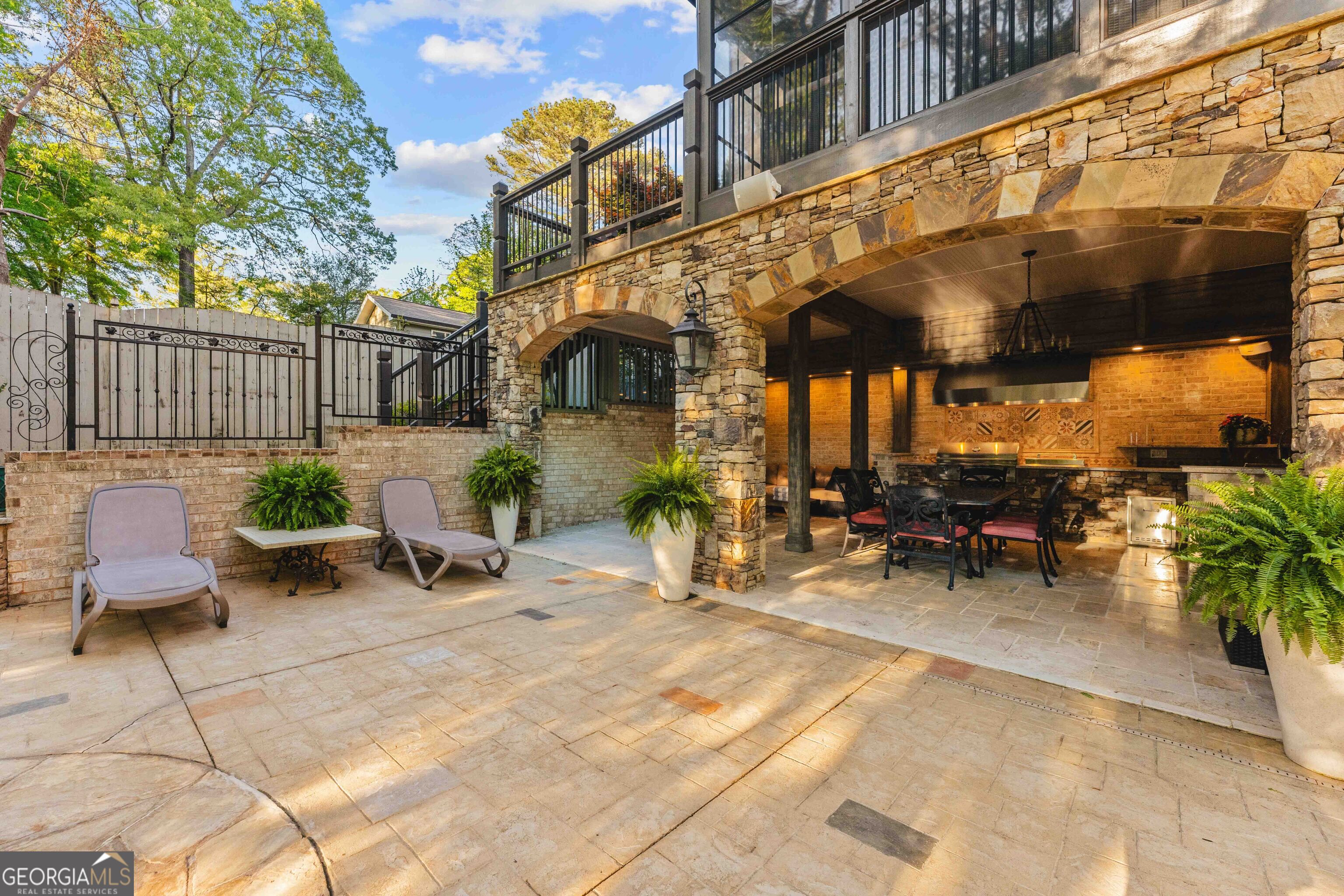 1686 Montcliff Court Property Photo 89