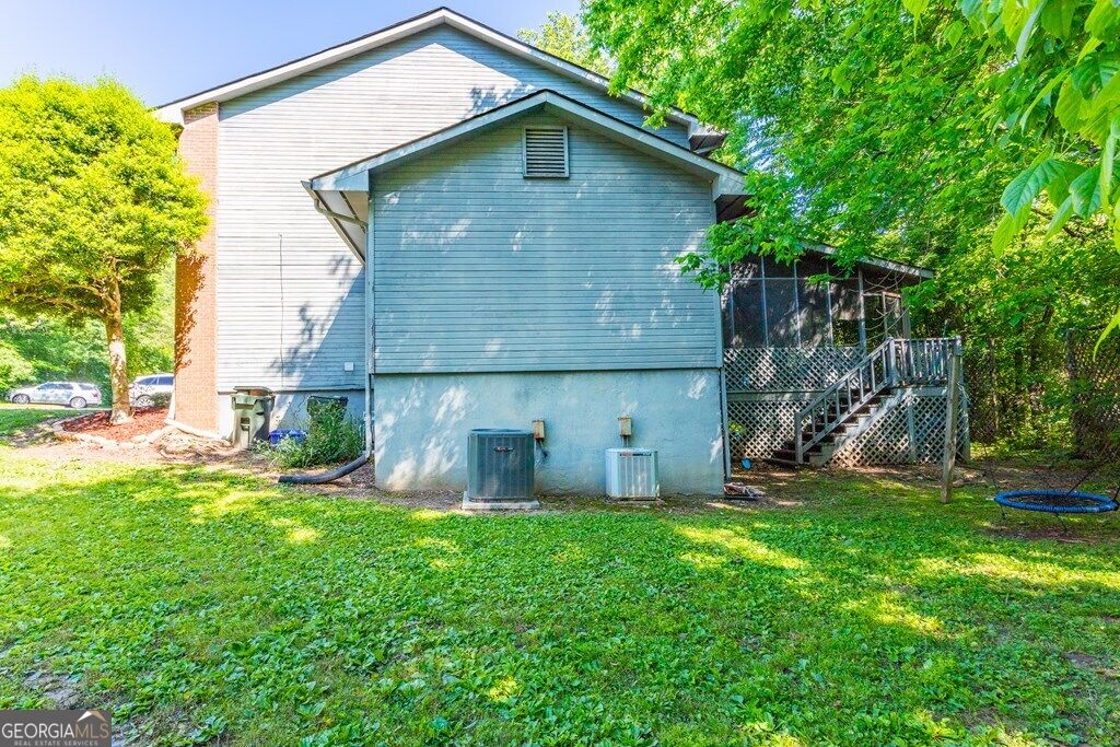 1900 Meadowbrook Circle Nw Property Photo 28
