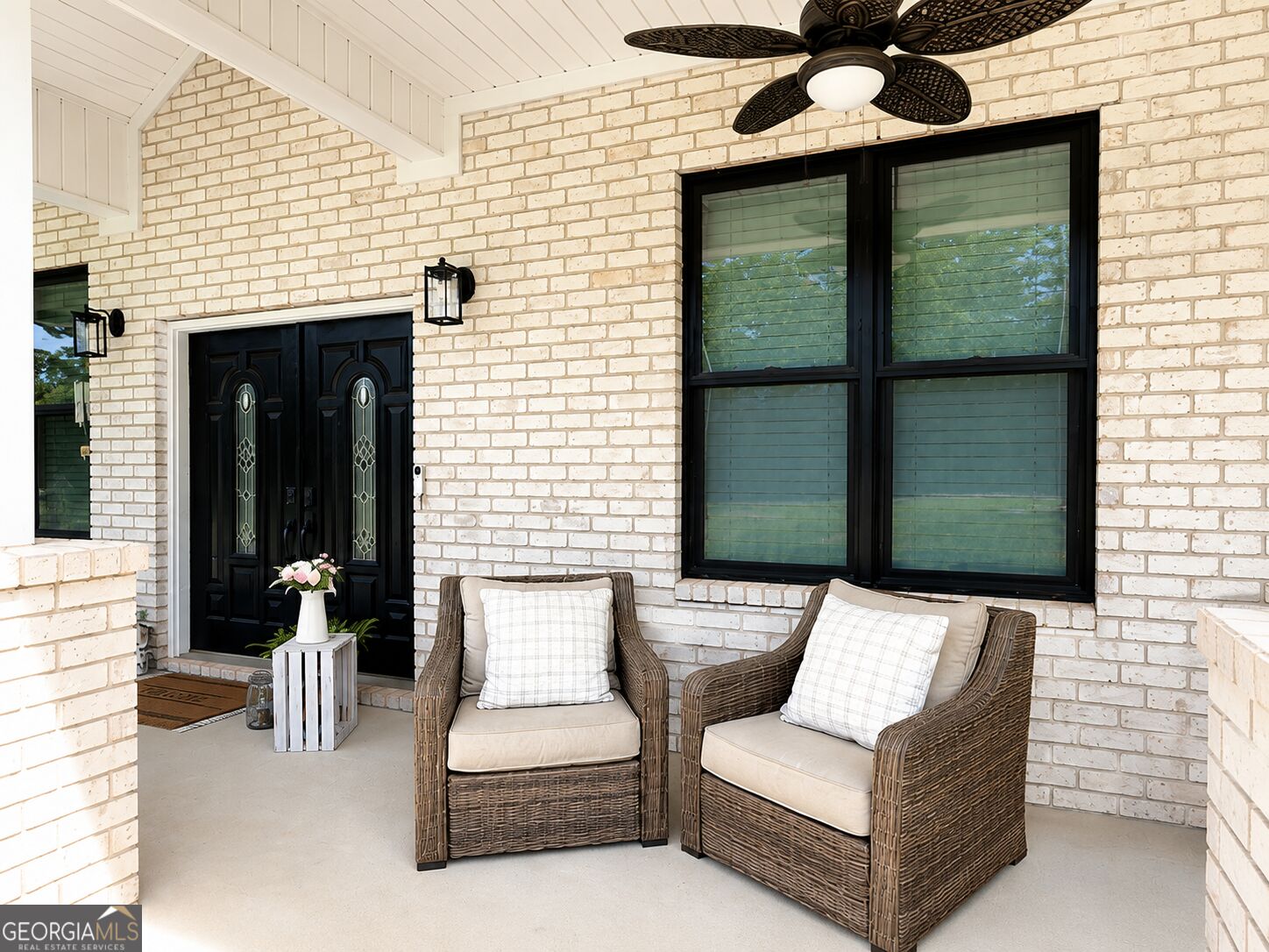 100 Spring Trail Property Photo 5