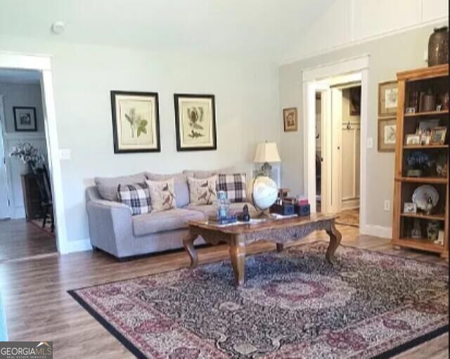 455 Bell Loop Property Photo 6