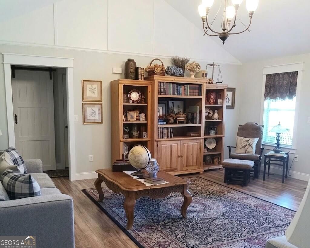 455 Bell Loop Property Photo 7