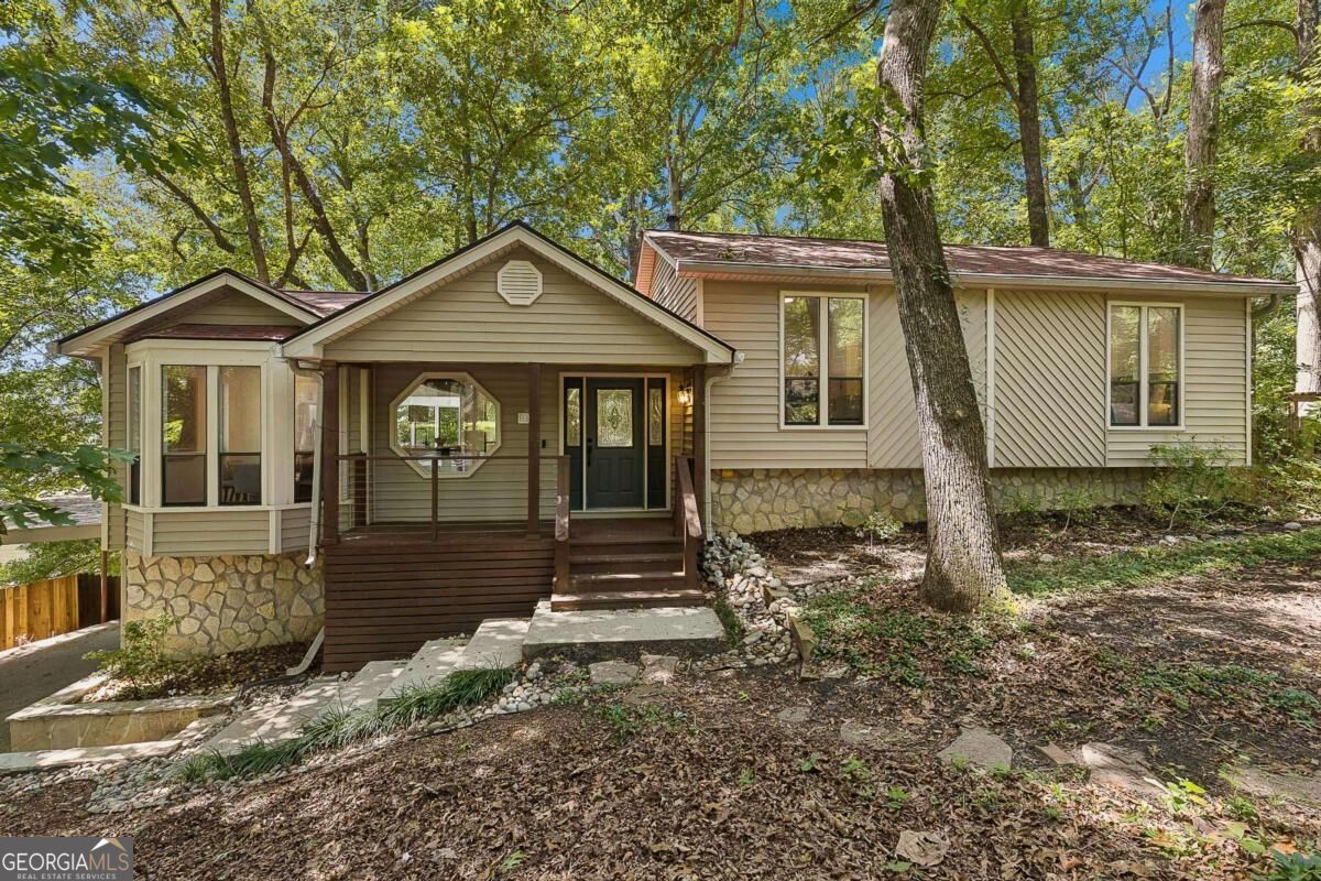 5090 River Valley Drive Se Property Photo 1
