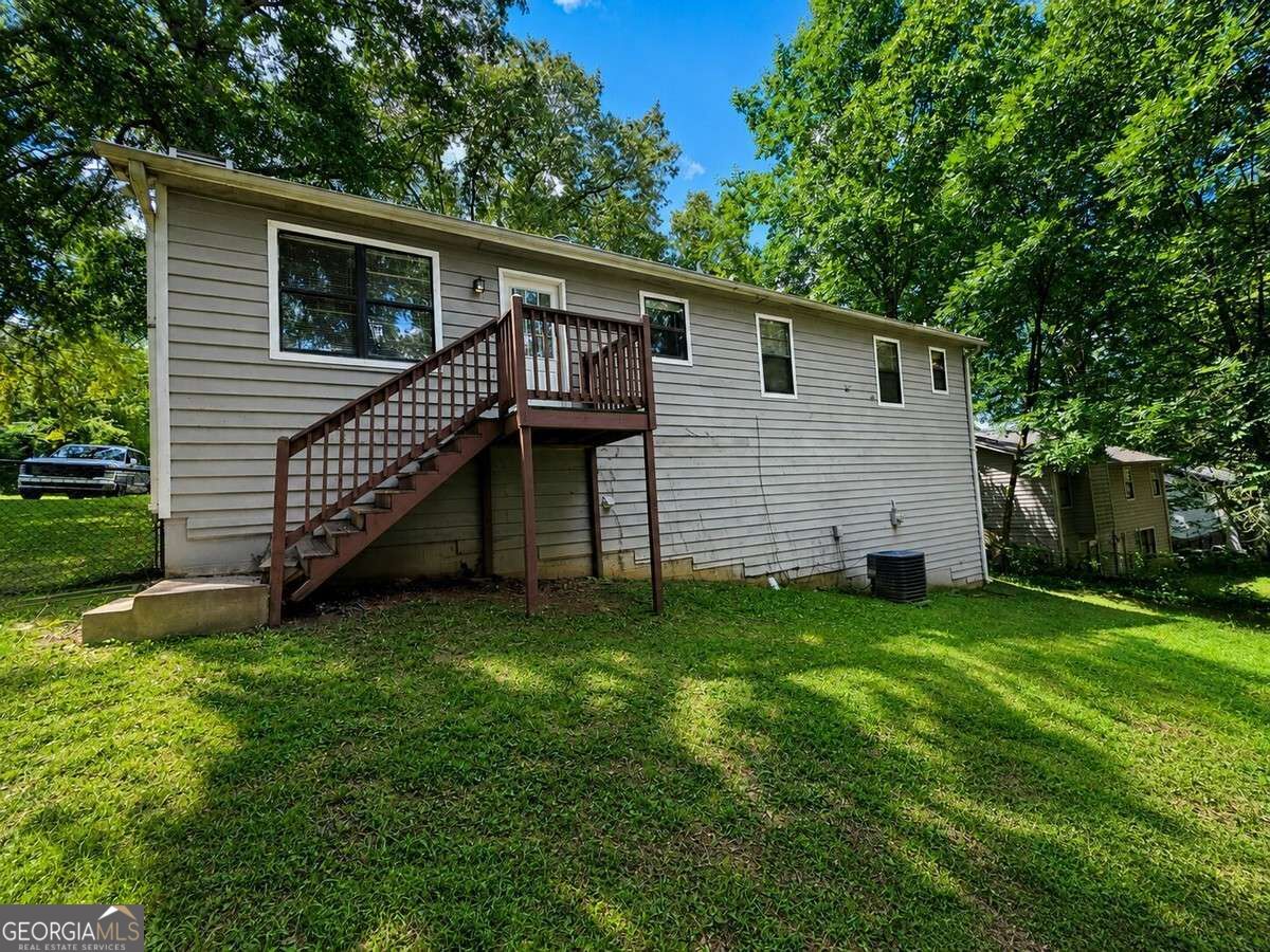 1143 Church Street Se Property Photo 2