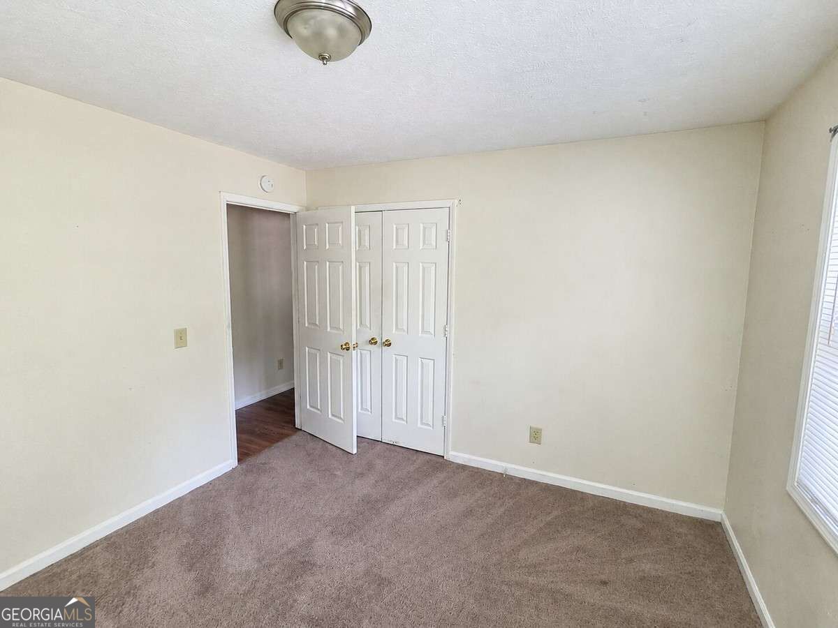 1143 Church Street Se Property Photo 17