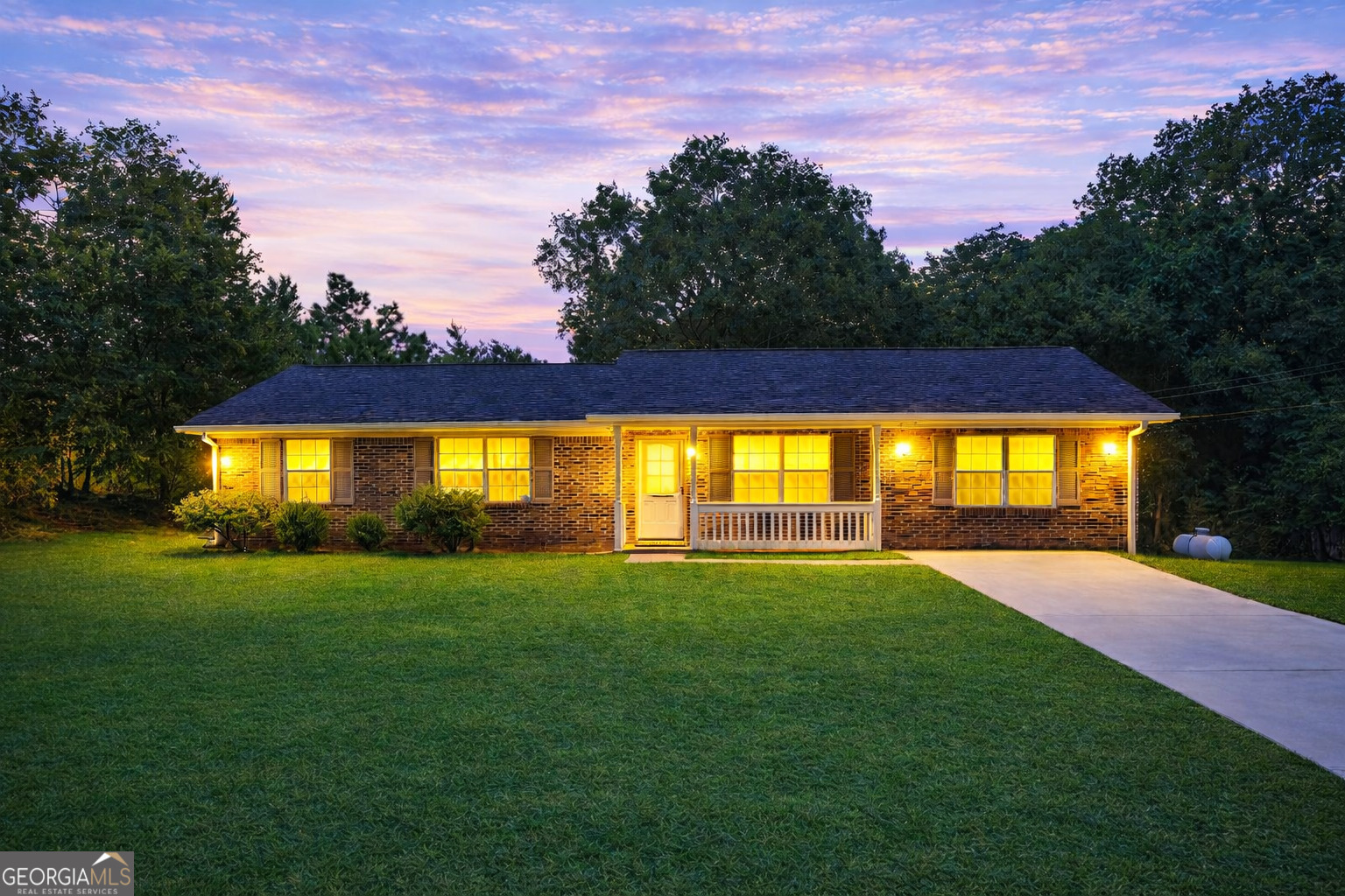 657 Tom Mckinley Road Property Photo 1