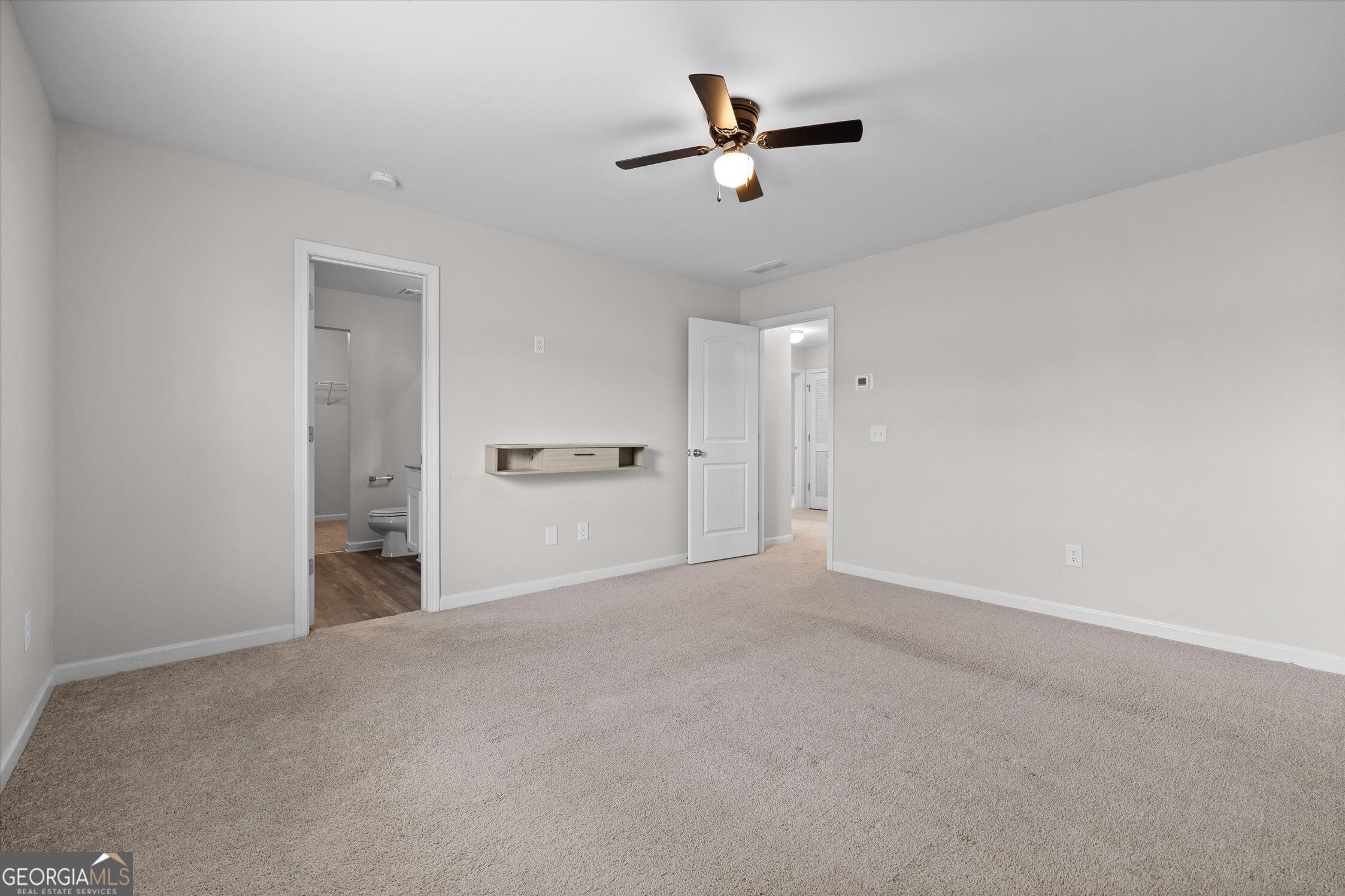 324 Middleton Court Property Photo 16