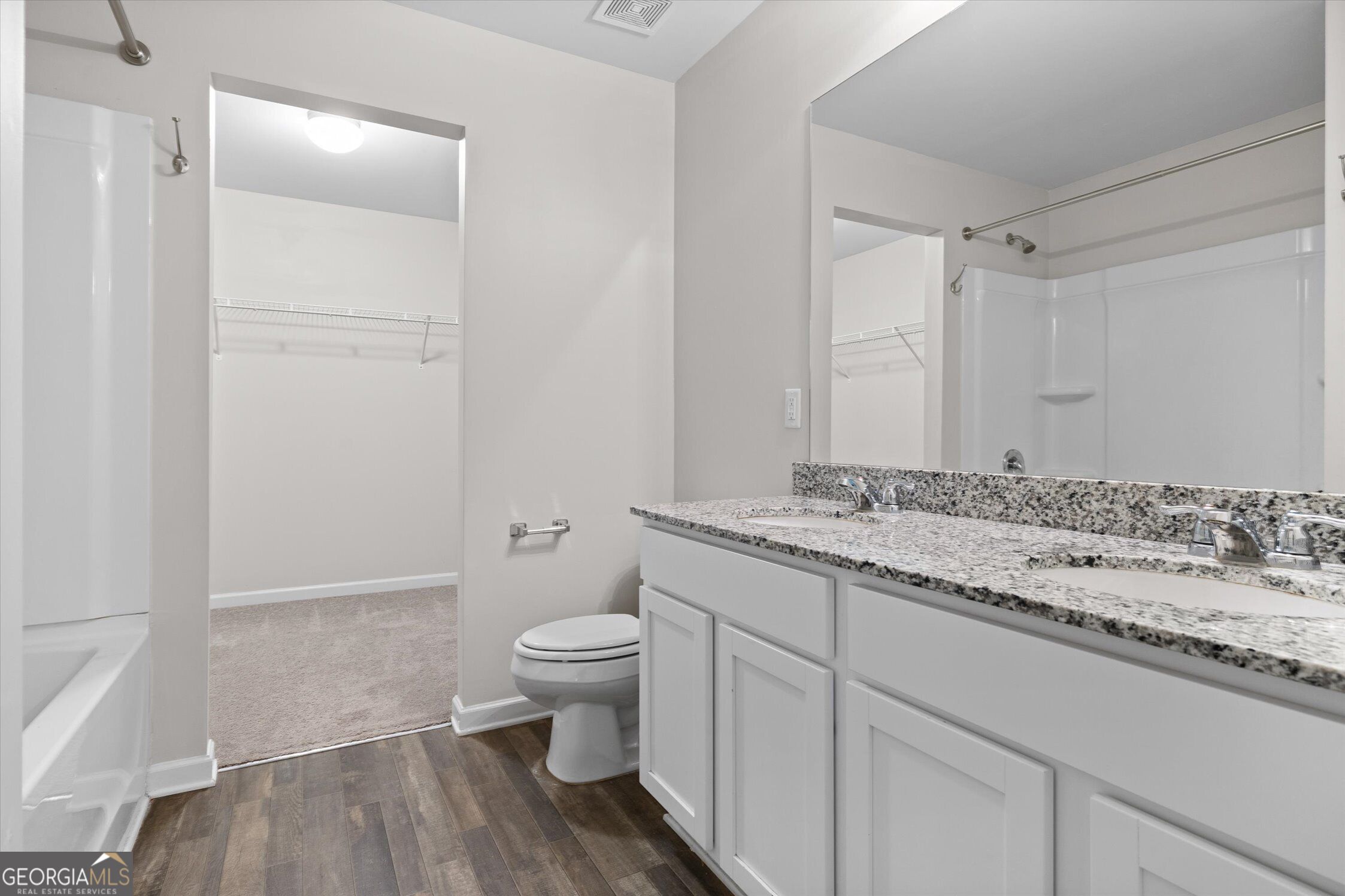 324 Middleton Court Property Photo 17