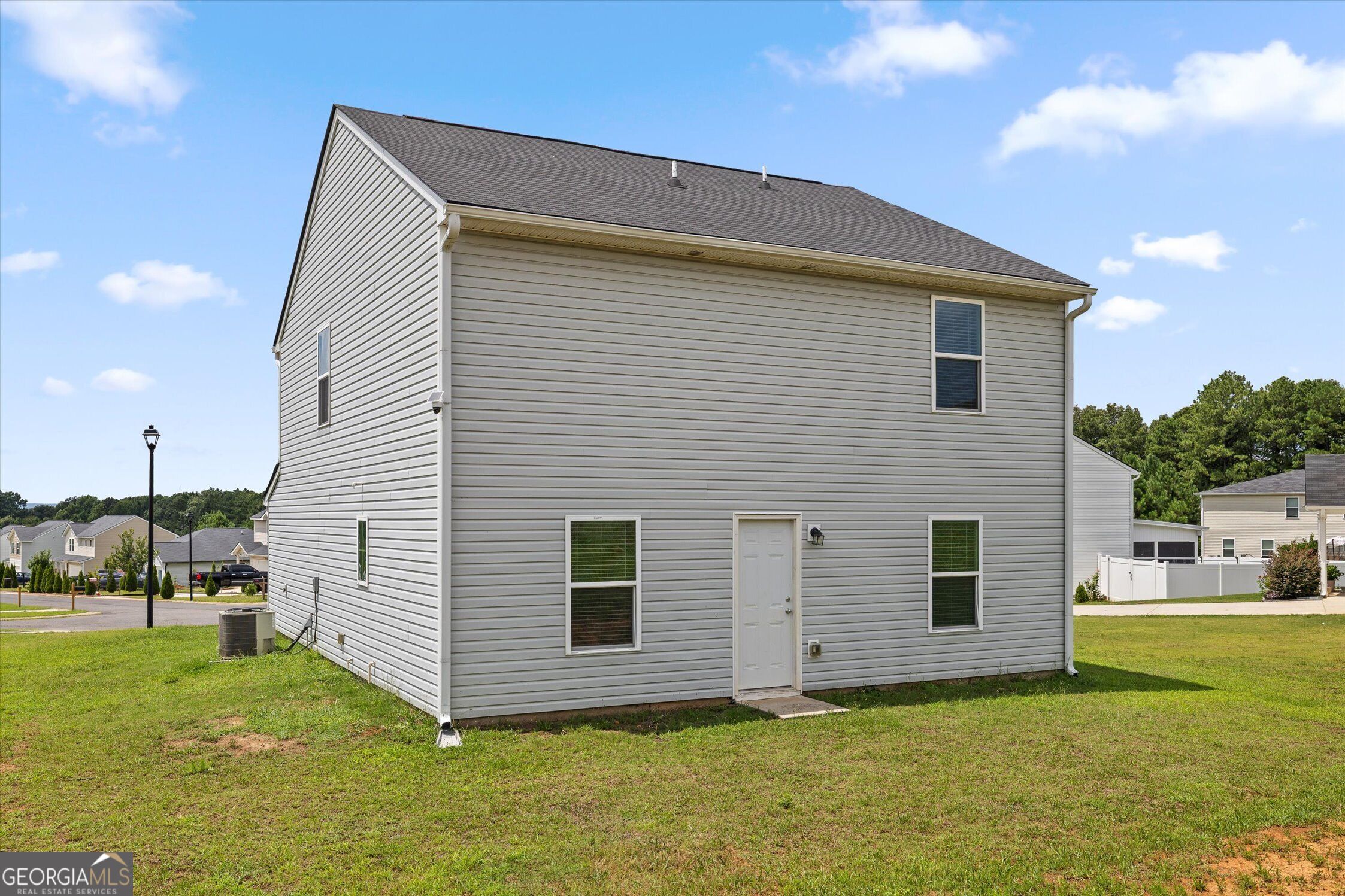 324 Middleton Court Property Photo 27