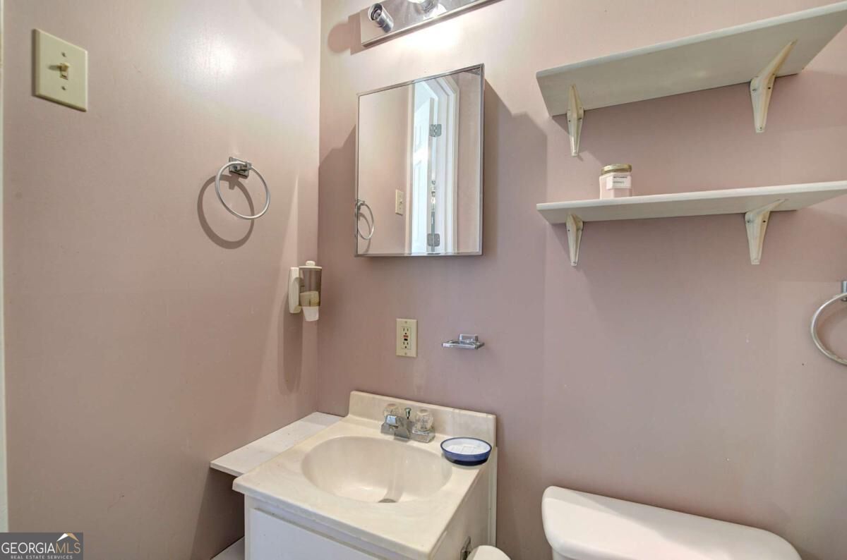 90 Striker Road Property Photo 58