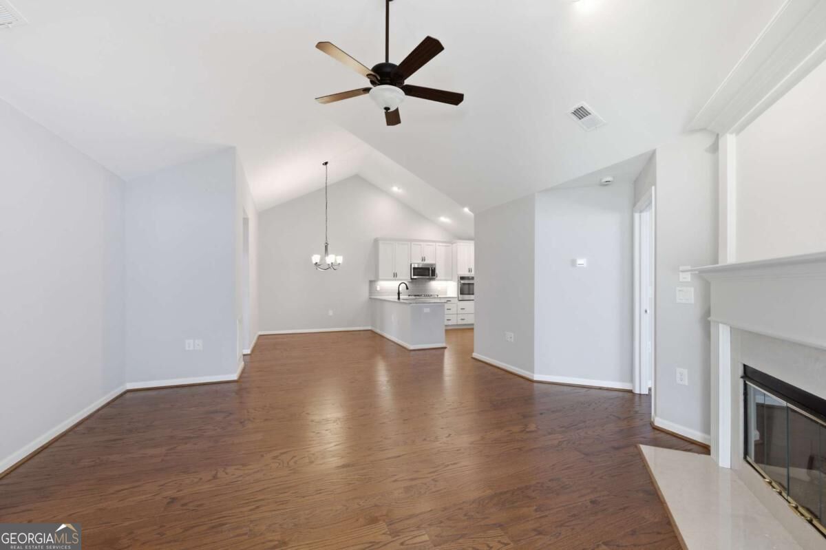1103 Sweet Apple Circle Property Photo 7