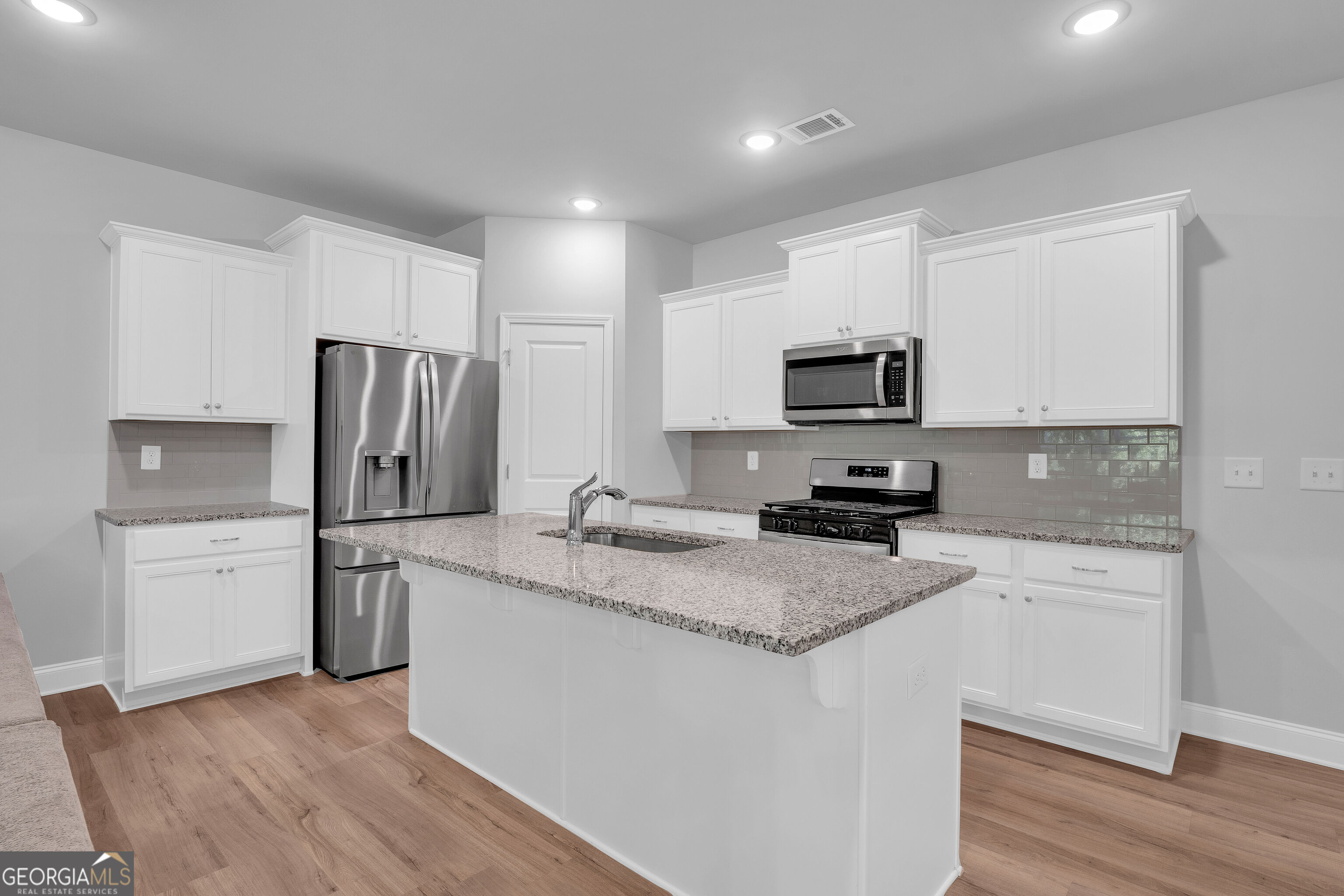 1567 Gin Blossom Circle Property Photo 6