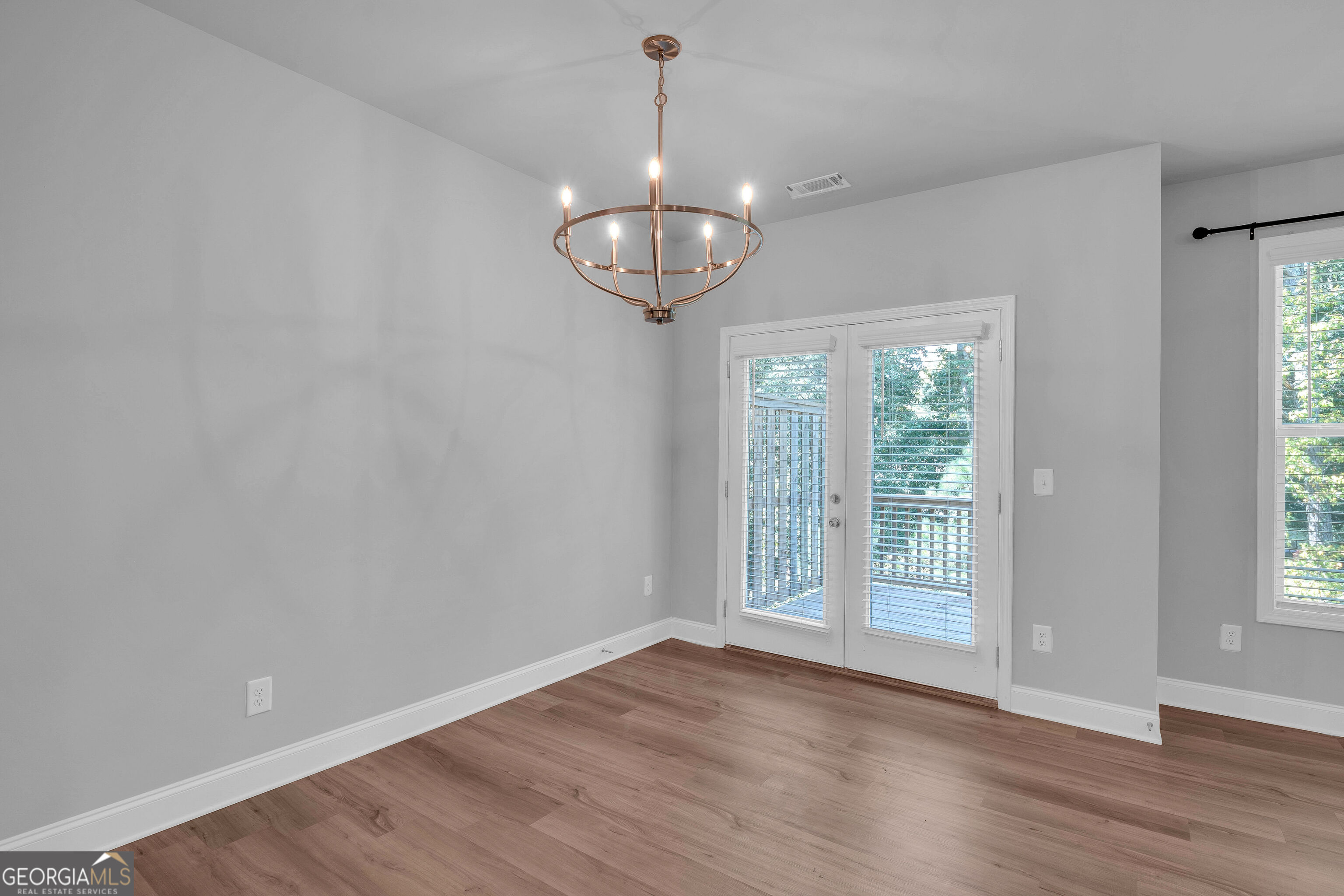 1567 Gin Blossom Circle Property Photo 16