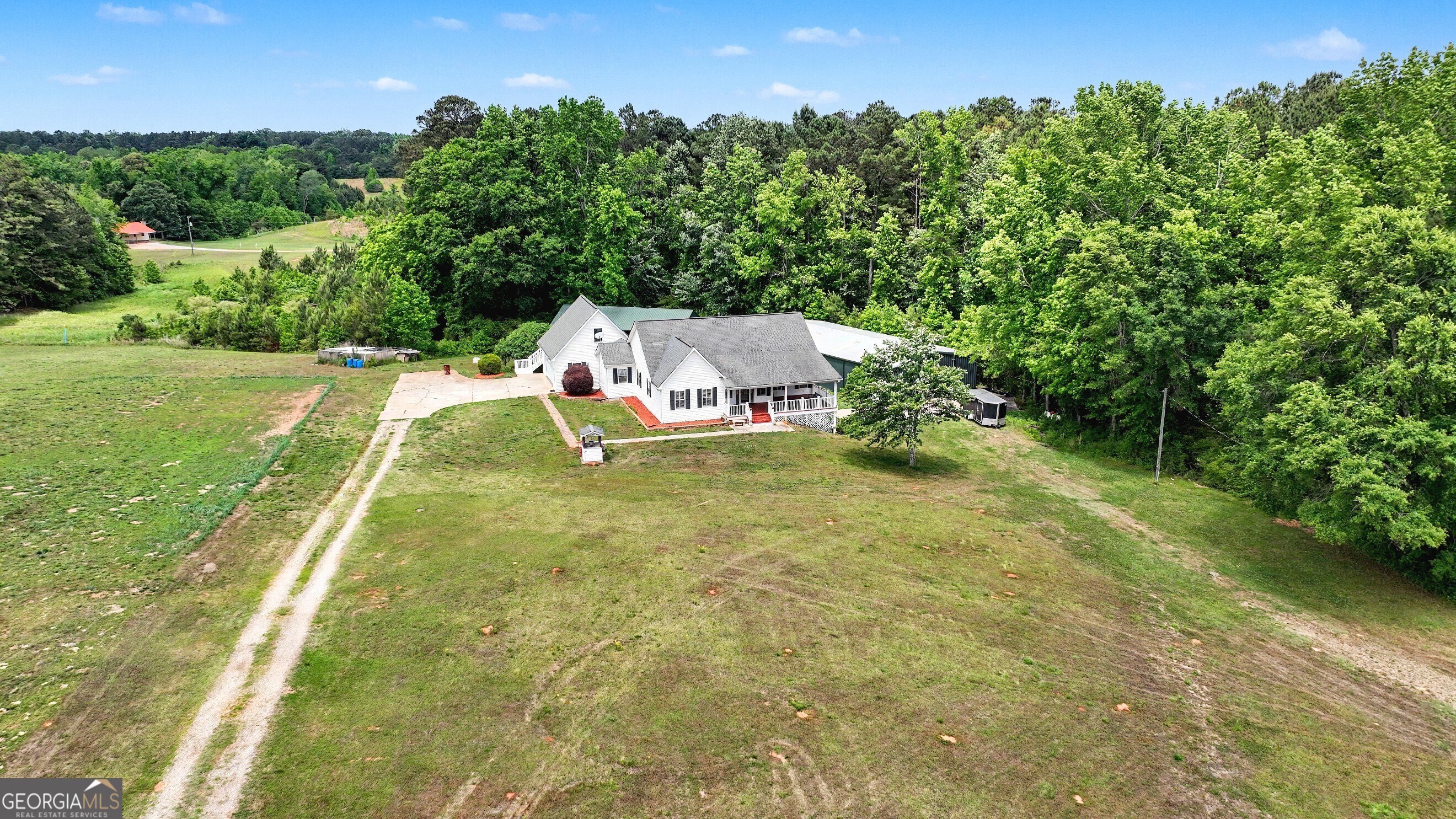 179 Hoyt Road Property Photo 1