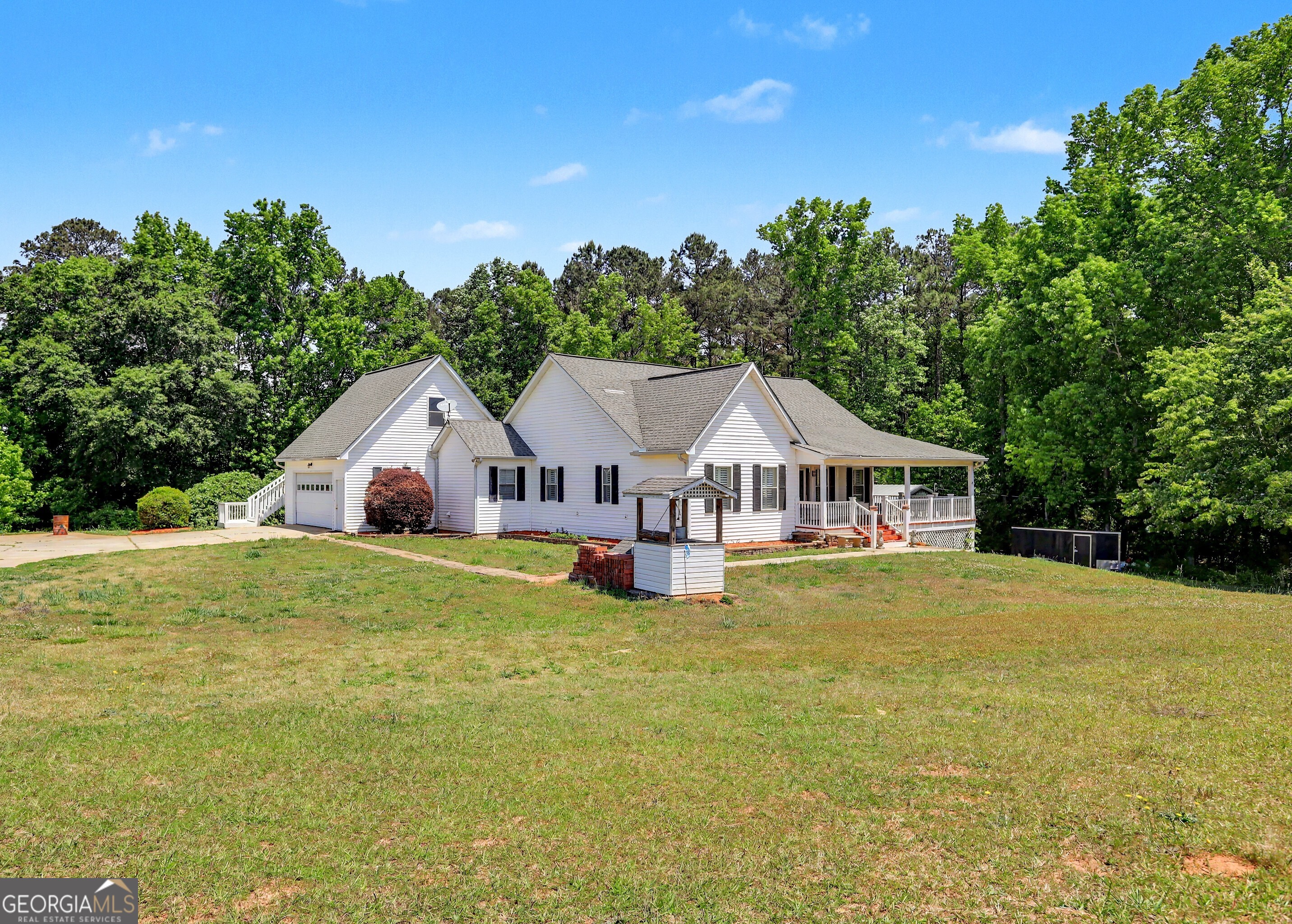 179 Hoyt Road Property Photo 2