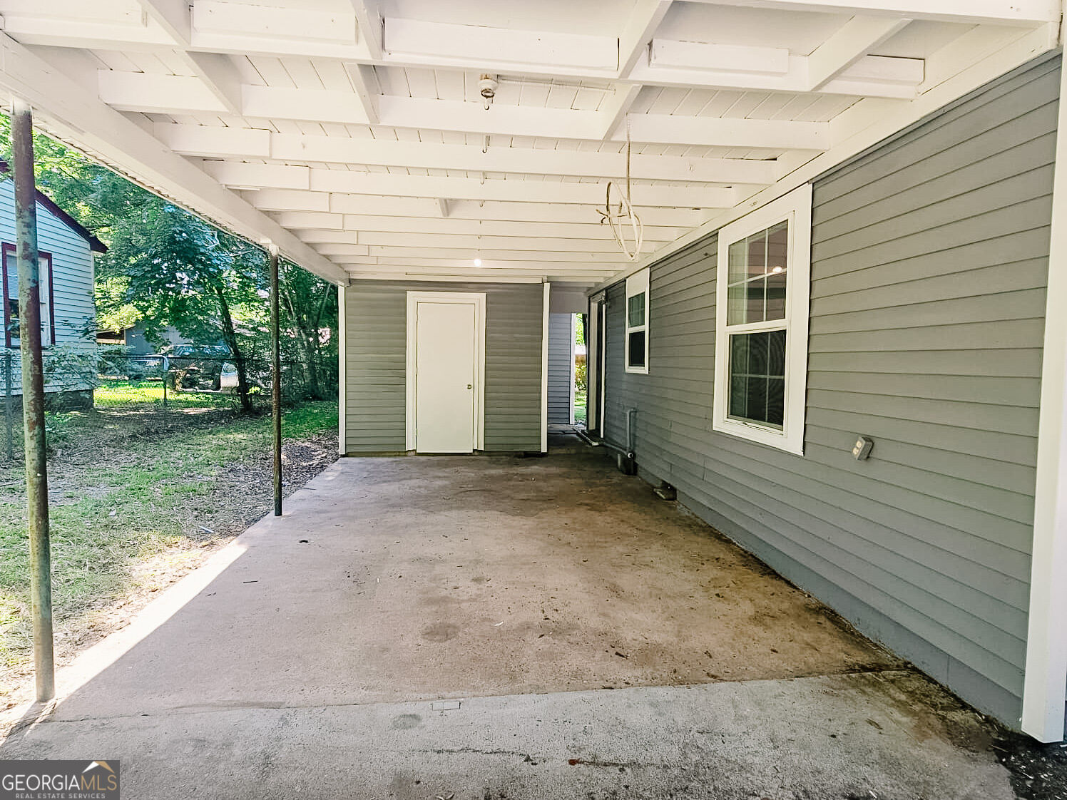 421 North Avenue Property Photo 7