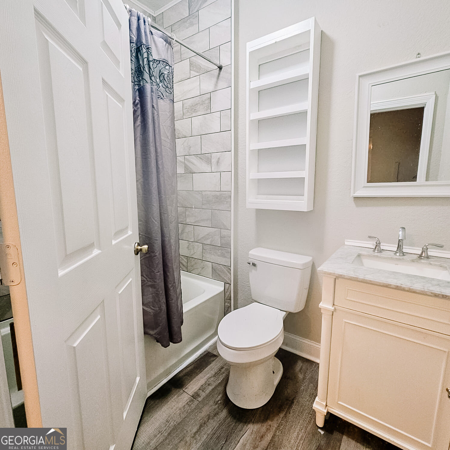 408 Boulevard Street Property Photo 6