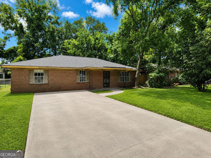 1903 Cimarron Street Property Photo 9